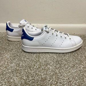 Adidas Stan Smith White/Navy Sneaker Youth Sz 7 Women’s Sz 8.5-9
